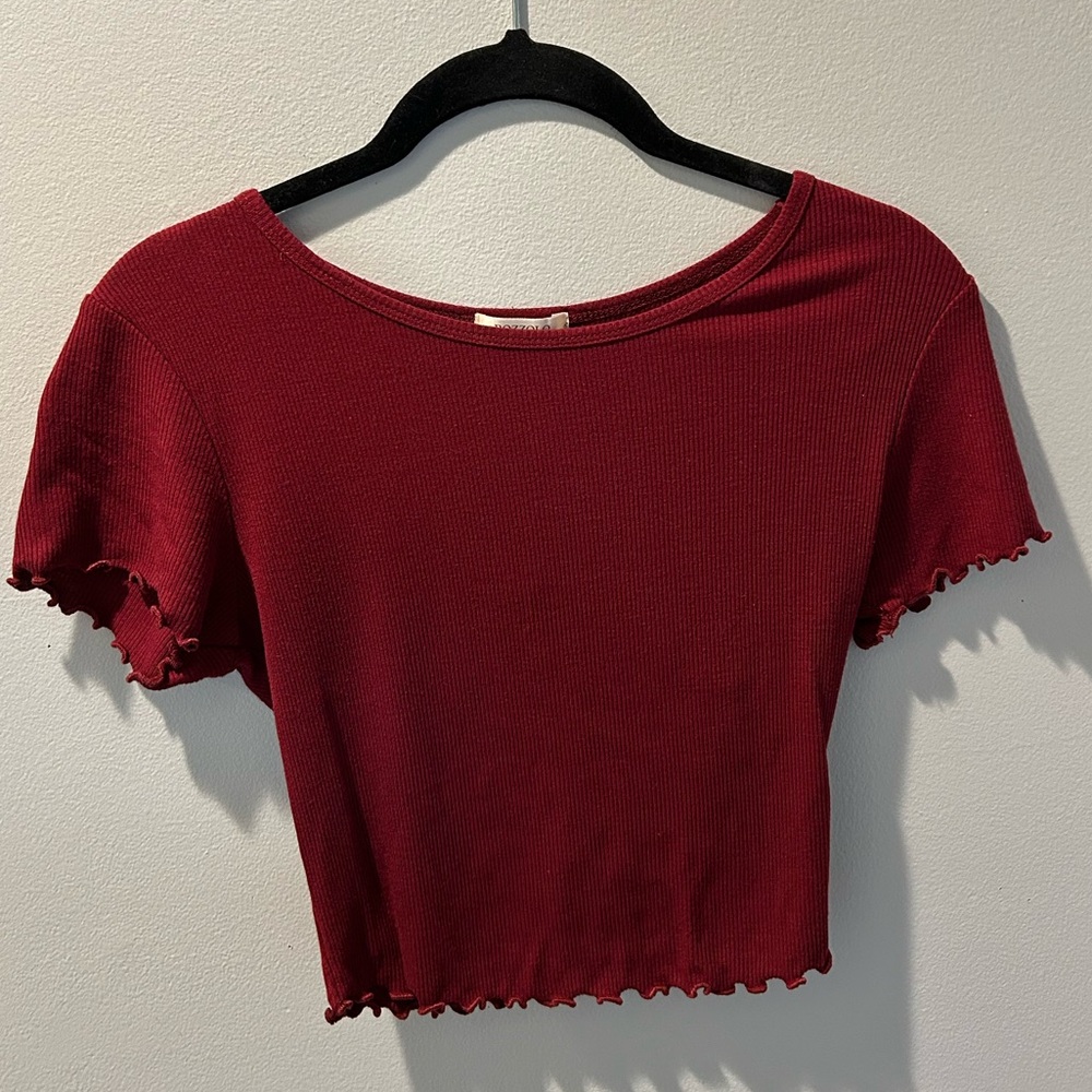 Women’s Small Dark Red Crop Top